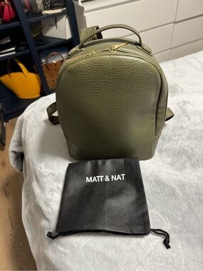 Matt & Nat Olive Green Pebbled Vegan Leather Mini Backpack